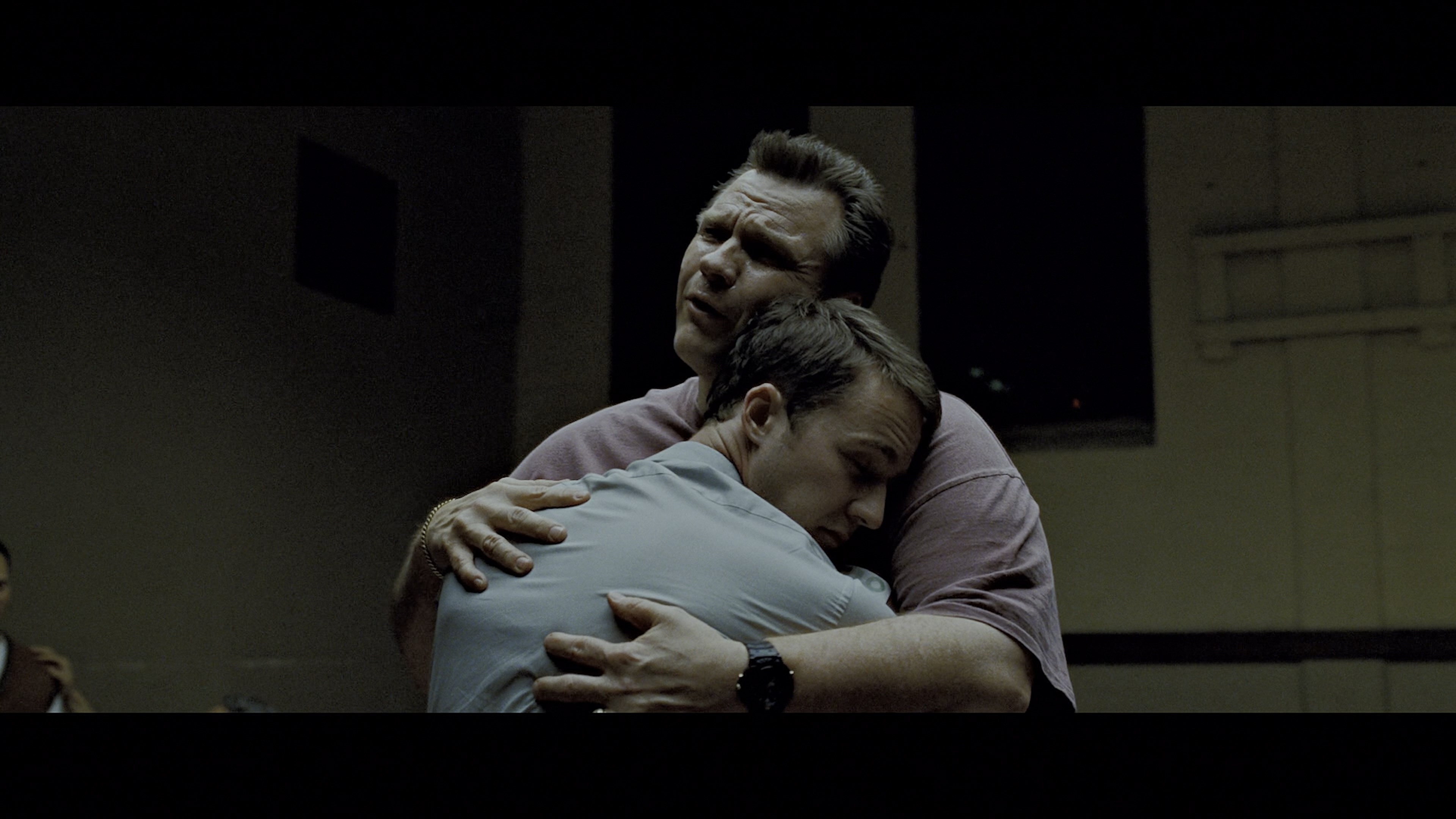 Бойцовский клуб.1999.UHD.BDRemux.2160p.mkv_snapshot_00.03.40.220.jpg