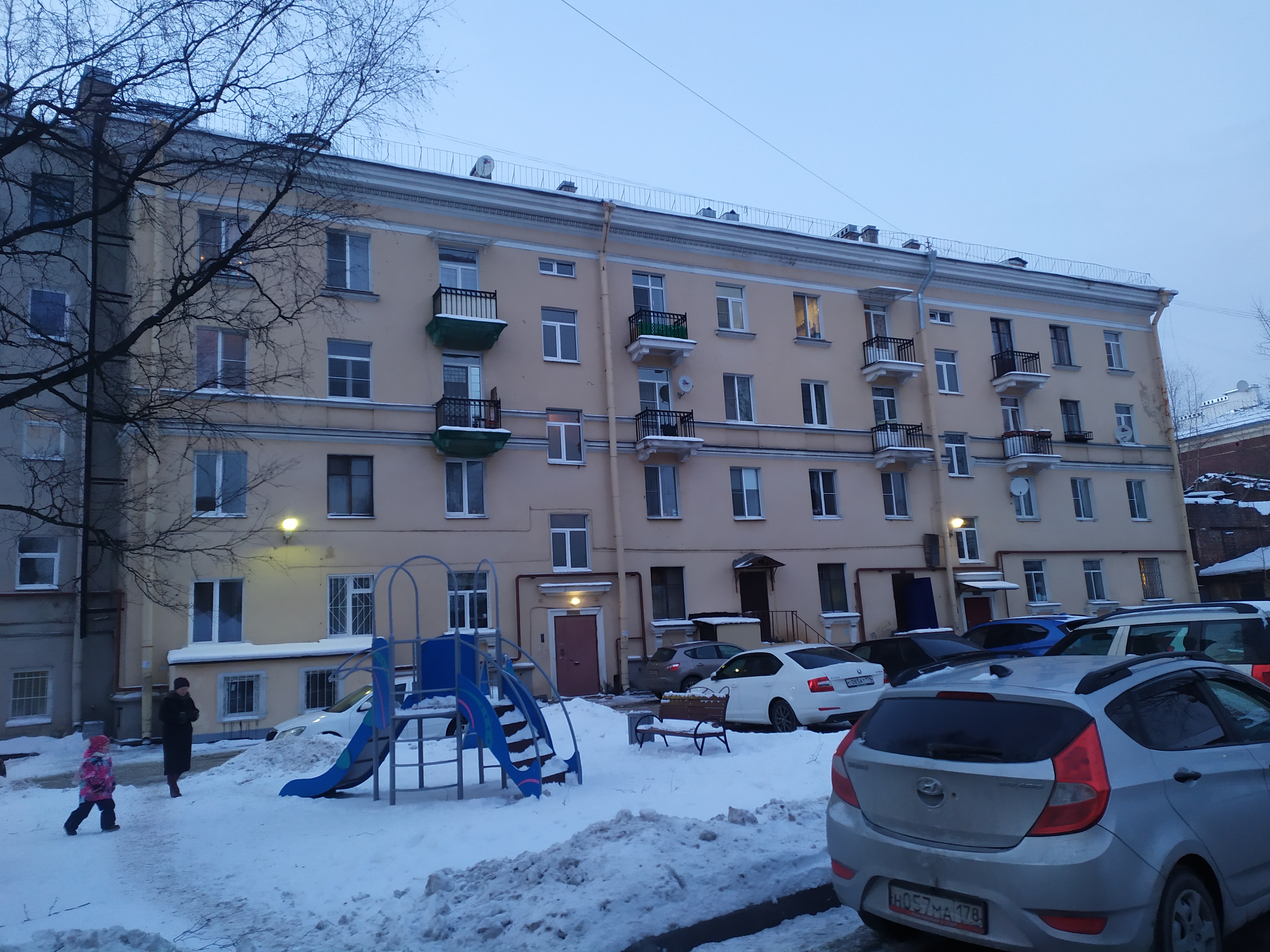 Волковский 12_4.JPG