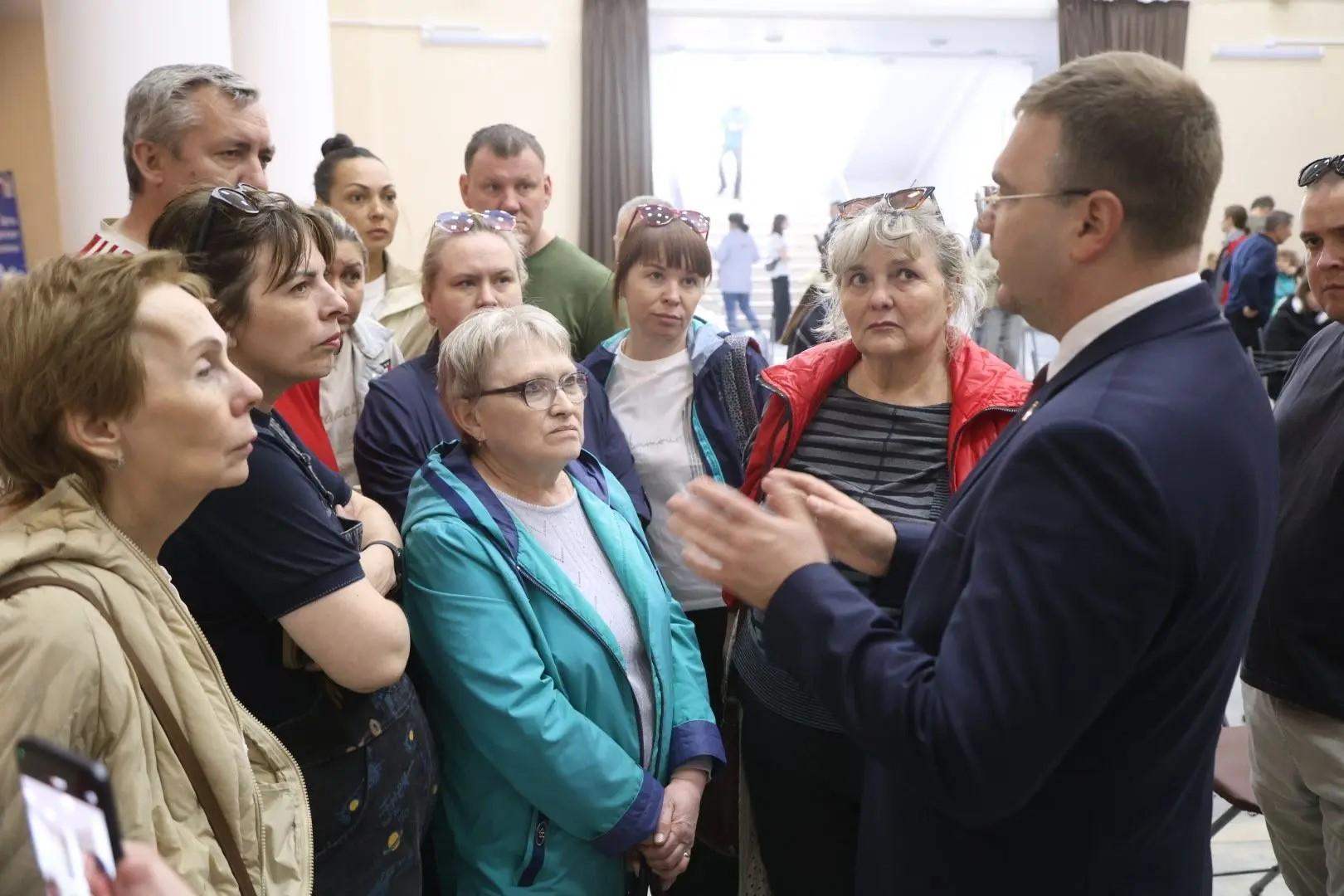 Жителей поврежденного БПЛА дома в Перми эвакуировали в ДК Калинина