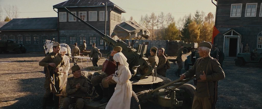 Есть.только.МиГ.2025.WEB-DLRip.x264.seleZen.mkv_20260509_125404.620.png