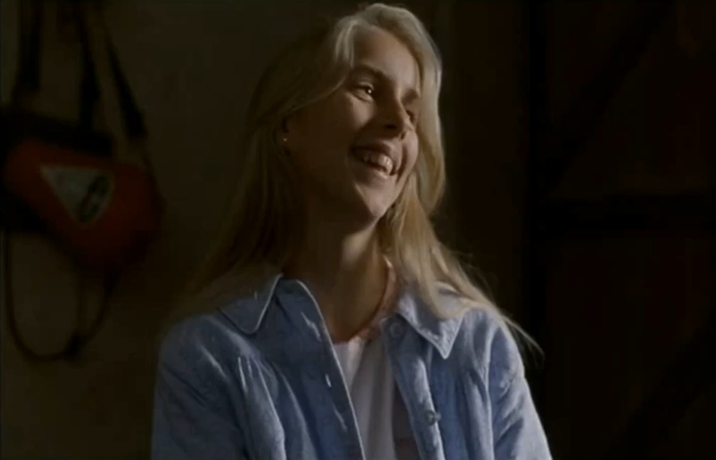 Dieu, l'amant de ma mere et le fils du charcutier (1995)_WEB-DLRip-AVC_.mkv_snapshot_00.39.08.429.png