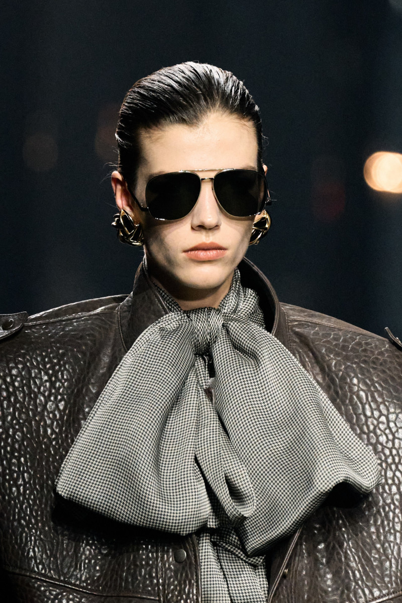 00021-saint-laurent-fall-2023-ready-to-wear-details-credit-gorunway.jpg