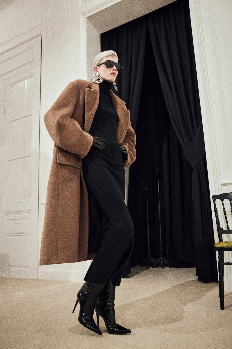 00005-saint-laurent-pre-fall-2023-credit-brand.jpg