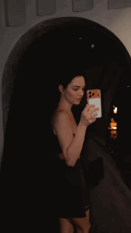 https://i3.imageban.ru/out/2026/05/22/3f5c04523466469a95b4ce8e84247d99.gif