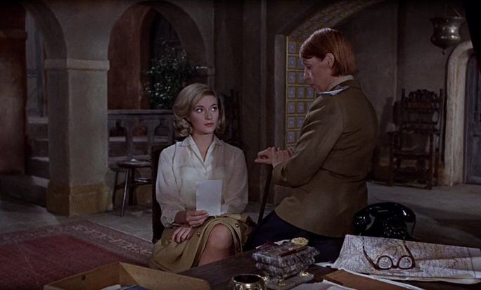 Iz.Rossii.S.Lyubovyu.1963.HDRip-AVC.ExKinoRay.mkv_snapshot_00.16.53.971.png