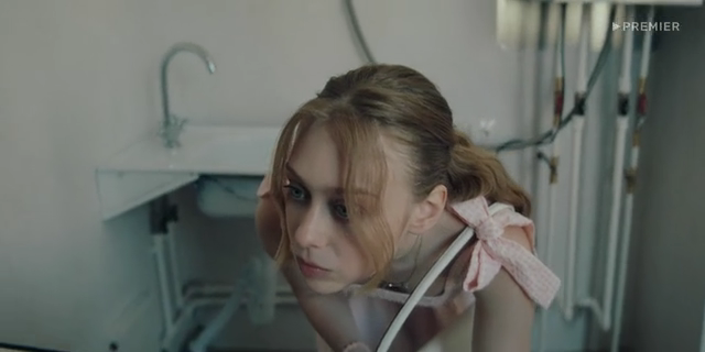 Kuricy.vs.Korovy.s01e02.2026.WEBRip-AVC.KPK.GF[(007151)19-55-40].PNG
