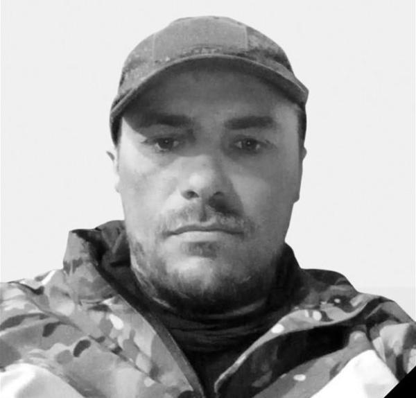 В Елово прощаются с Дмитрием Молчановым, погибшим на СВО