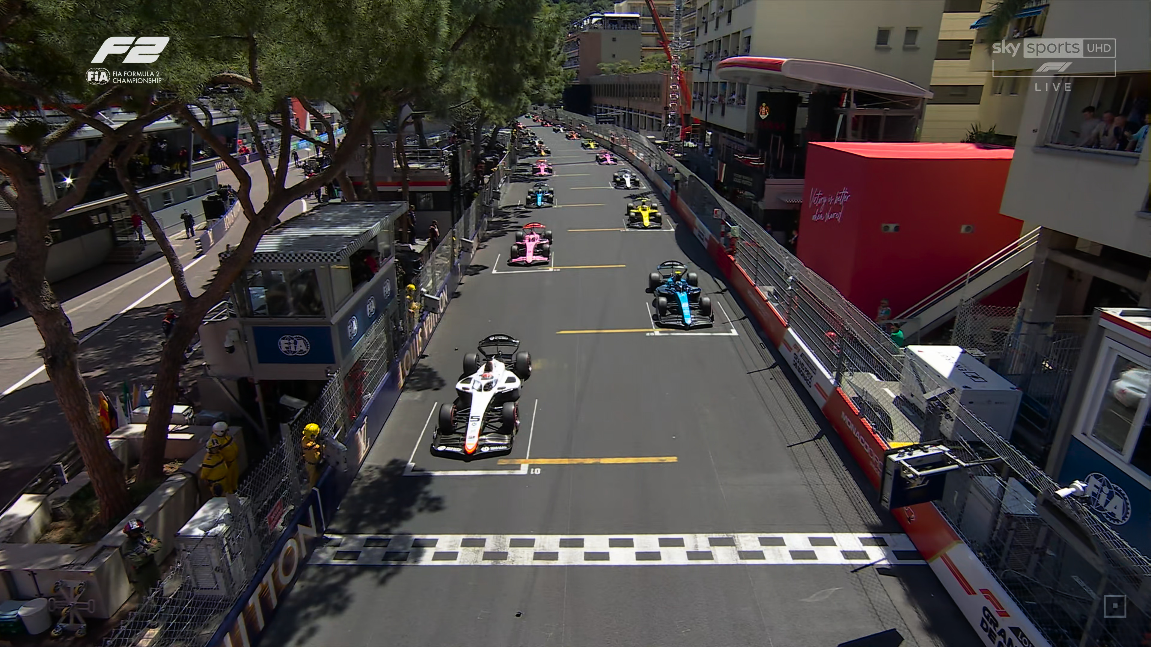 cap_03.Formula2.2026.R04.Monaco.Race.One.Sky.Sports.F1.UHD.2160p.rus_00_09_57_08.jpg