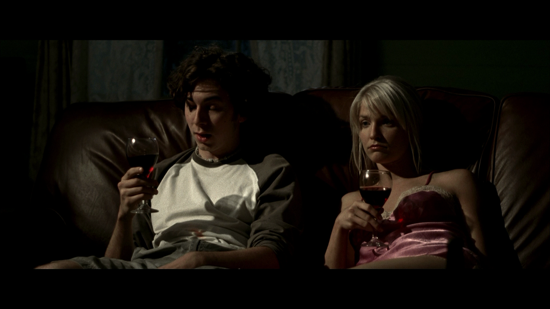 All.the.Boys.Love.Mandy.Lane.2006.Anchor.Bay.BDRemux.1080p.mkv_20260606_092255.329.png