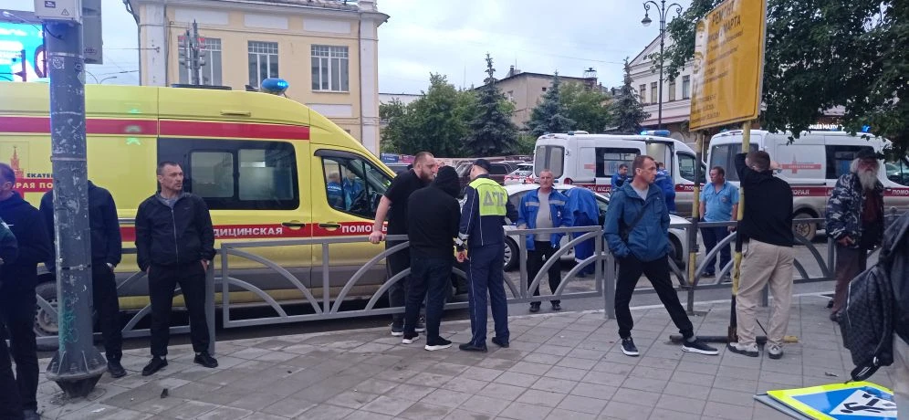 Смертельное ДТП в Екатеринбурге: автобус сбил пешеходов у храма