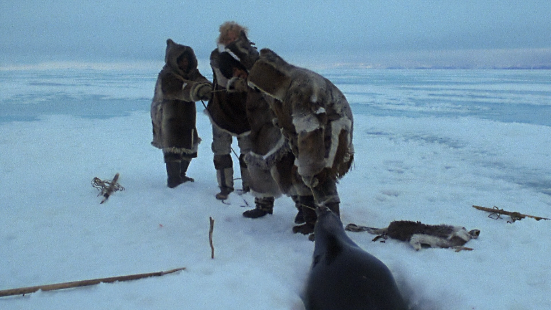 The.White.Dawn.1974.BDRemux.1080p.mkv_snapshot_00.29.24.229.png