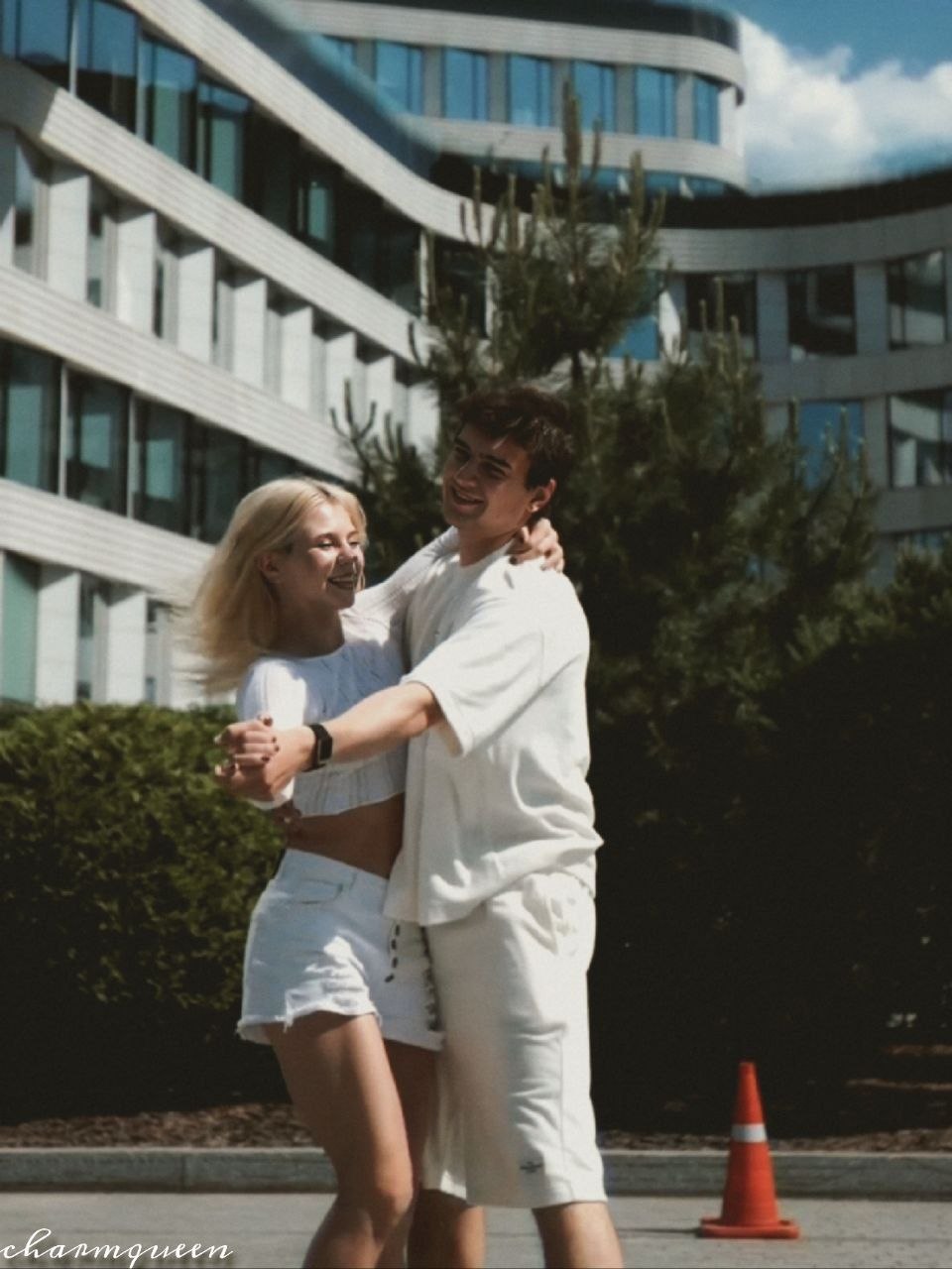 https://i3.imageban.ru/out/2026/06/19/2a19a560912eced2e2ecebc97a1e8ff9.jpg
