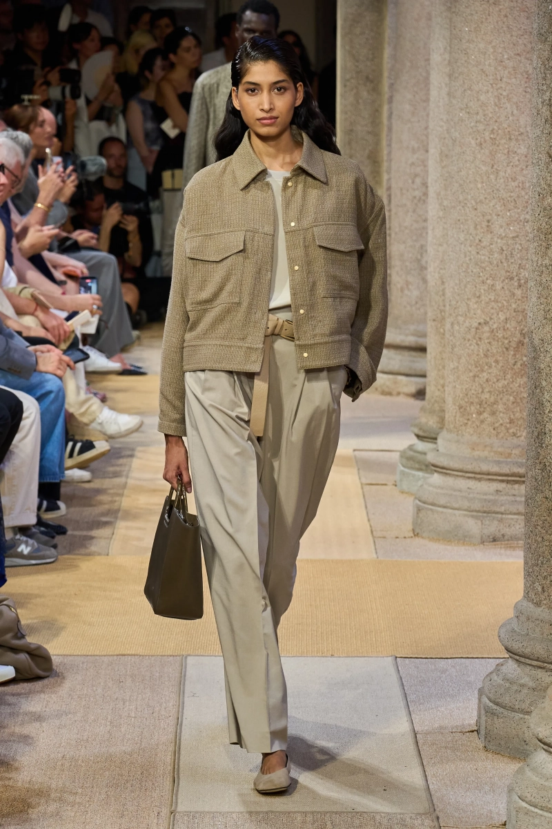 00042-giorgio-armani-spring-2027-menswear-credit-gorunway (1).webp