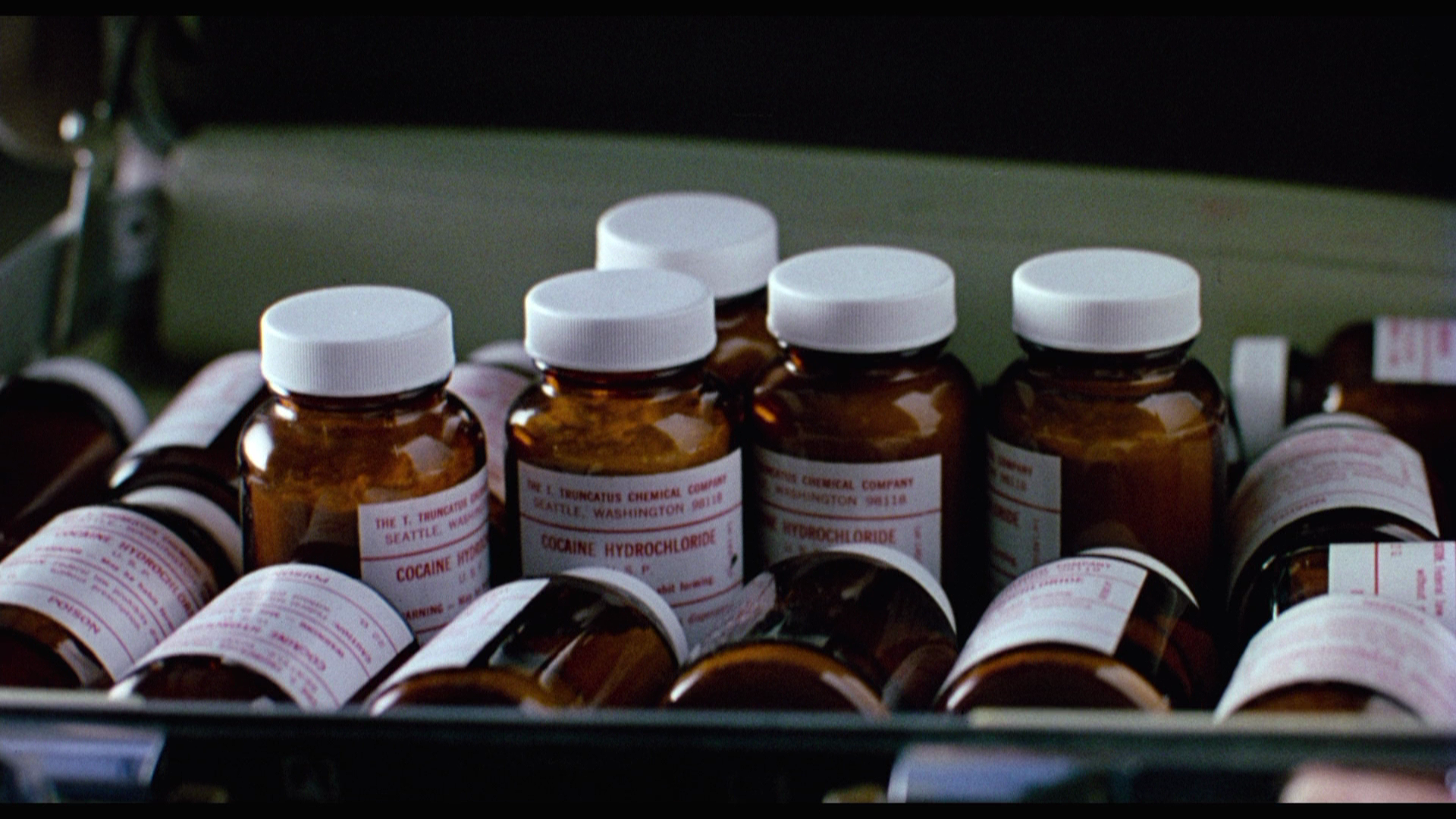 The.Last.Seduction.1994.Imprint.BDRemux.1080p.mkv_20260704_112418.333.png