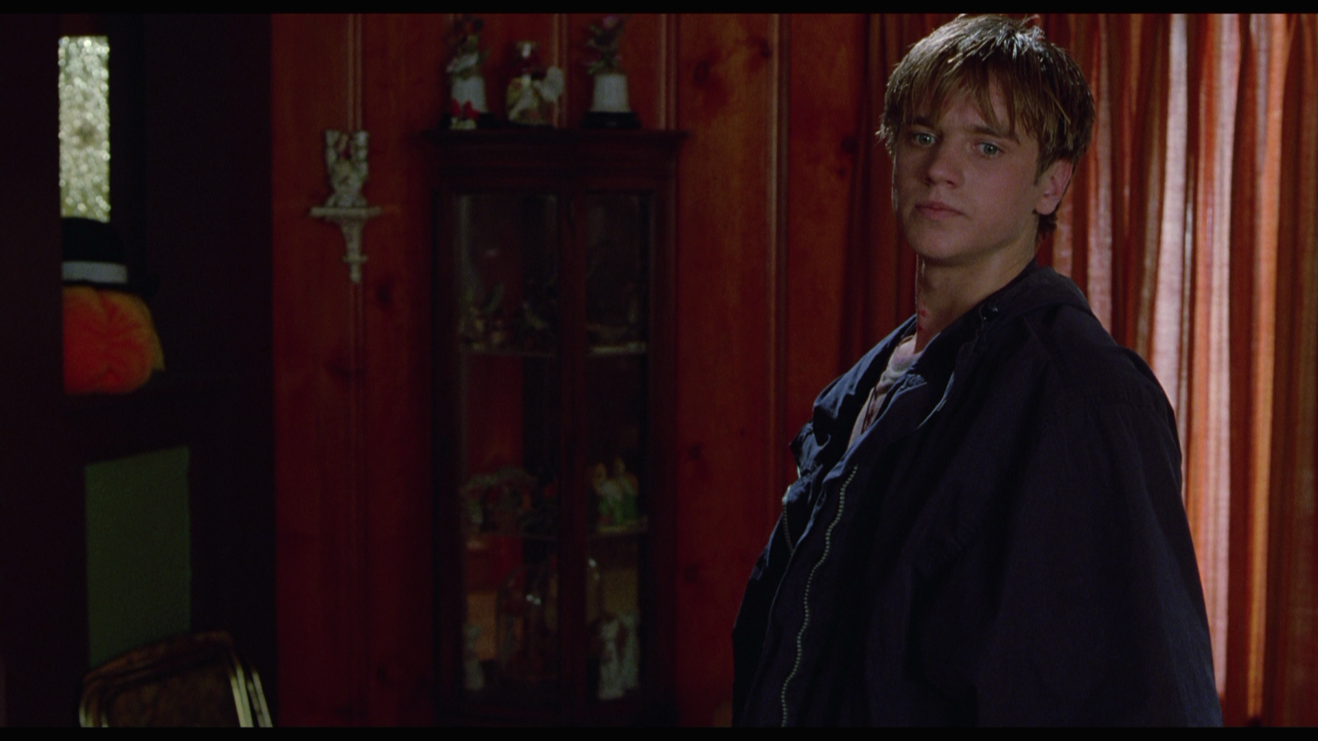 Idle.Hands.1999.Umbrella.Entertainment.BDRemux.1080p.mkv_20260705_191342.744.png