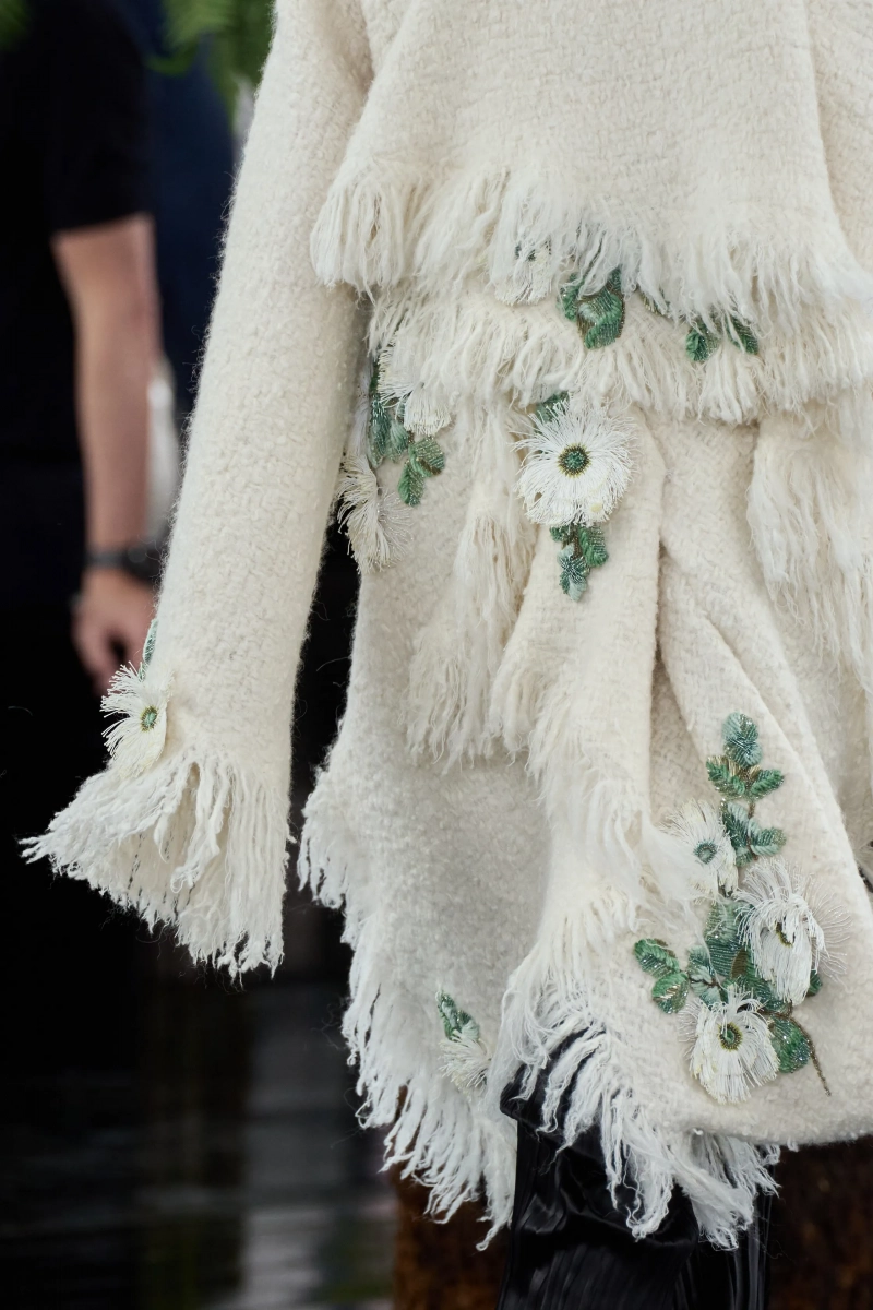00144-christian-dior-fall-2026-couture-details-credit-gorunway.webp