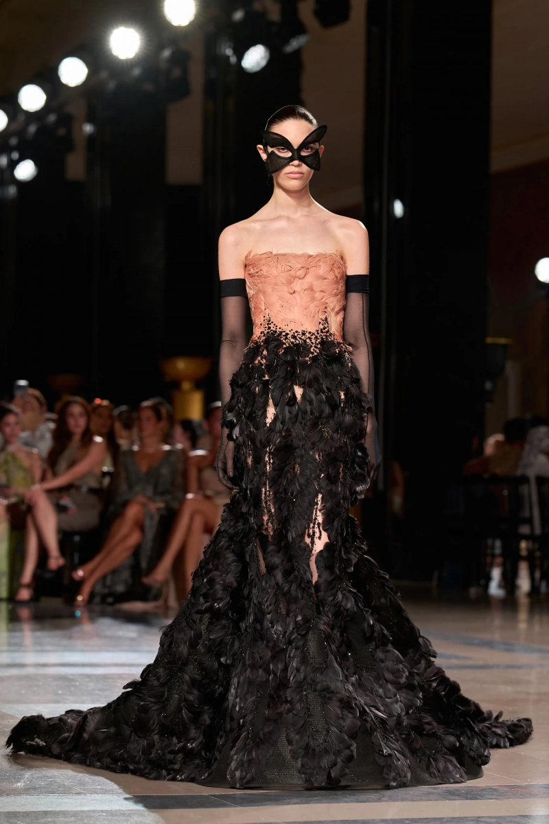 00043-elie-saab-fall-2026-couture-credit-gorunway.webp