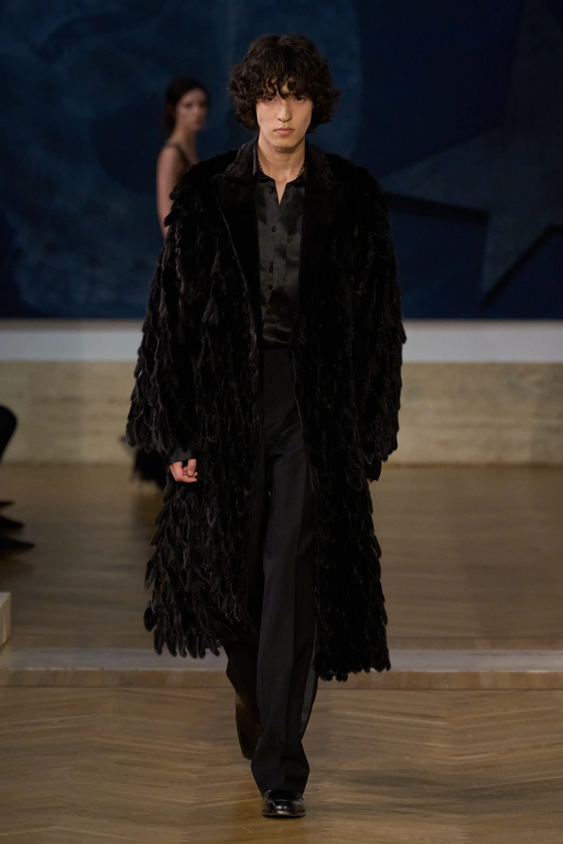 00047-fendi-fall-2026-couture-credit-gorunway.webp