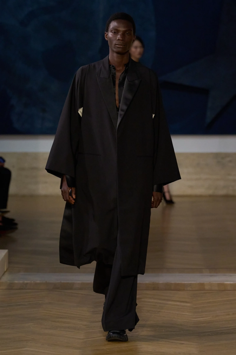 00019-fendi-fall-2026-couture-credit-gorunway.webp