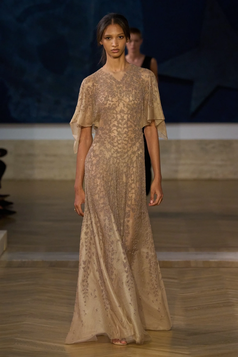 00051-fendi-fall-2026-couture-credit-gorunway.webp