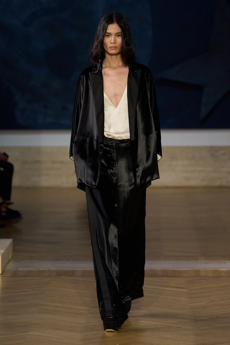00015-fendi-fall-2026-couture-credit-gorunway.webp