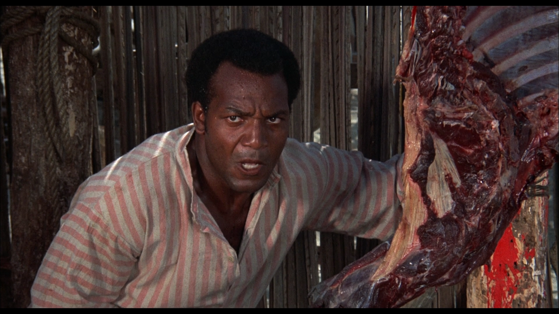 I.Escaped.from.Devils.Island.1973.BDRemux.1080p.mkv_snapshot_00.35.21.501.png