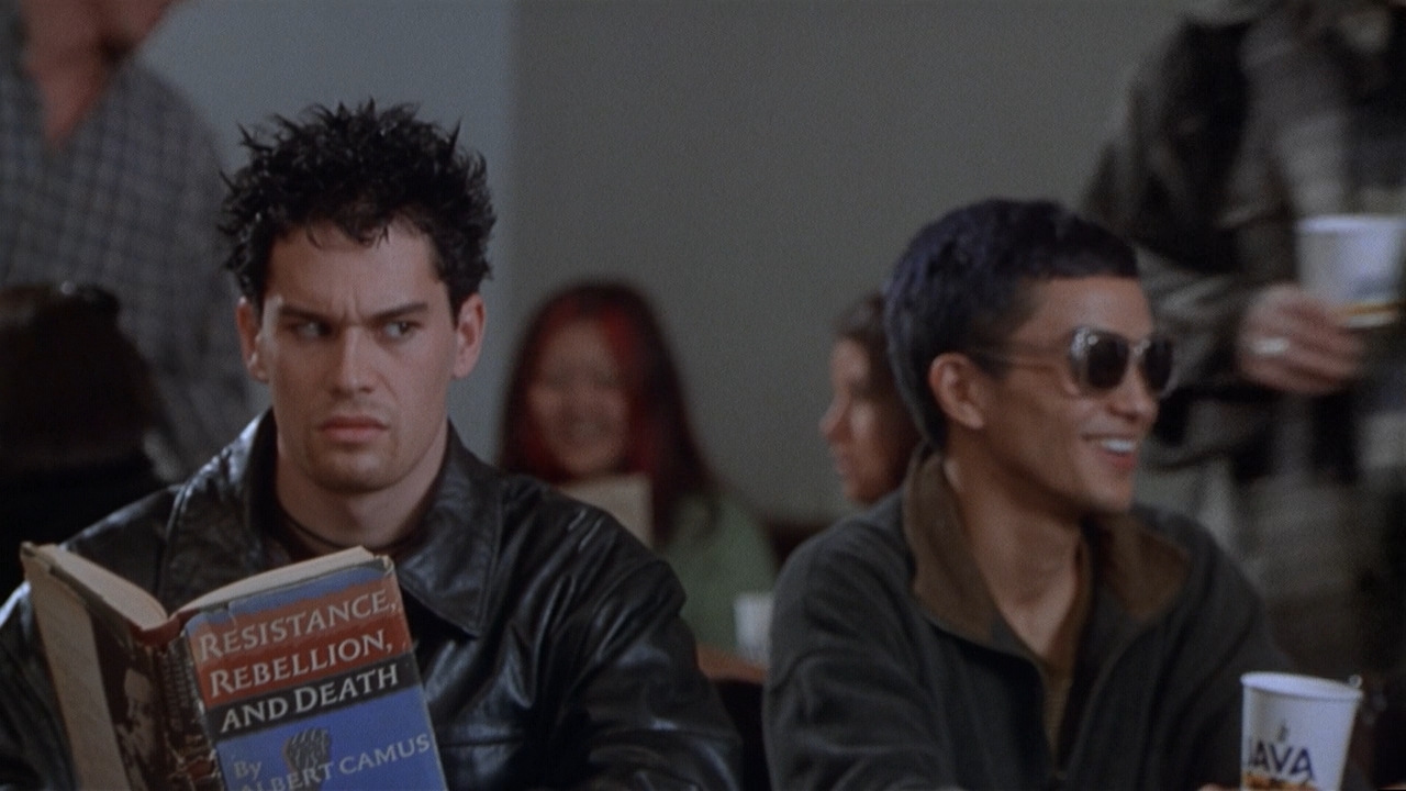 Мертвец в колледже.1998.BDRip 720p msltel.mkv_snapshot_01.09.11.906.jpg