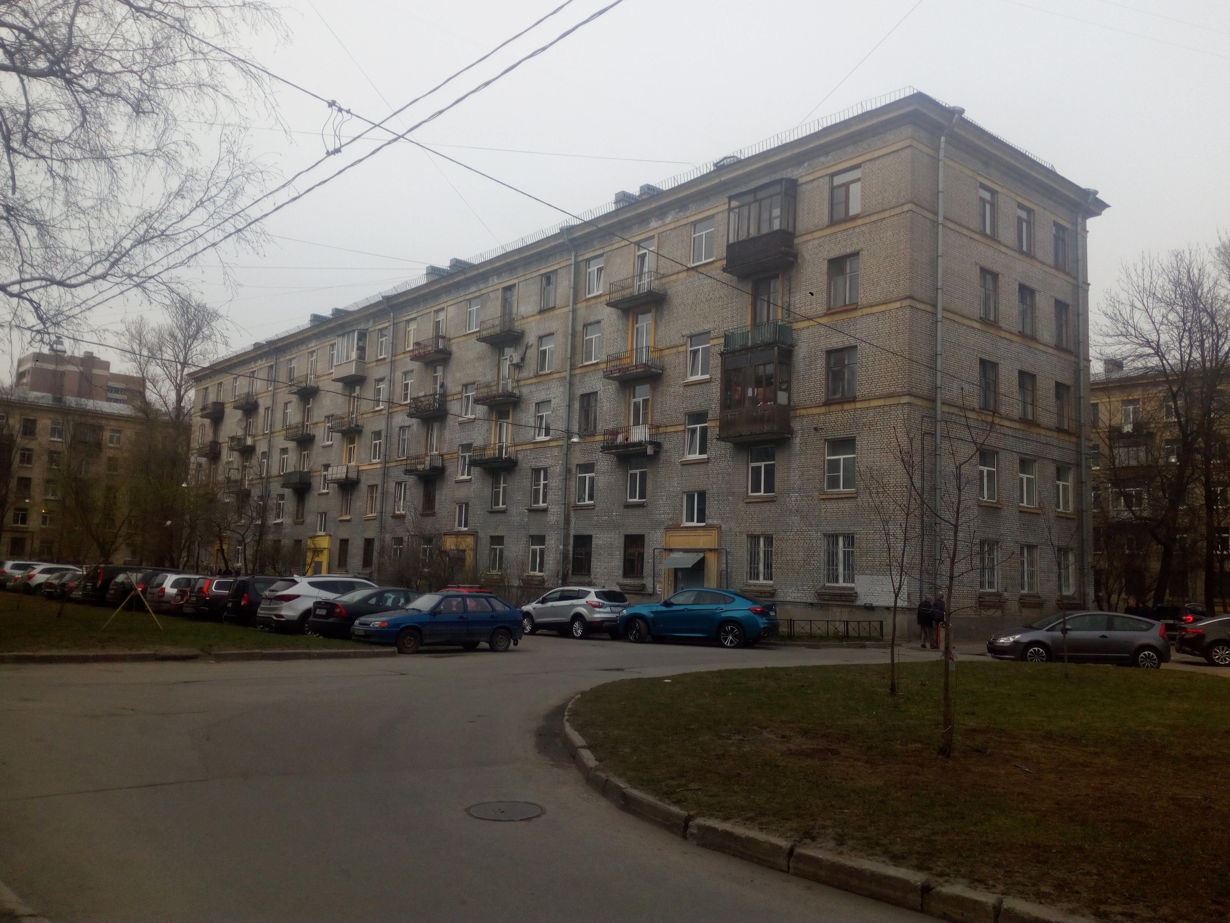 Синявинская 16.jpg