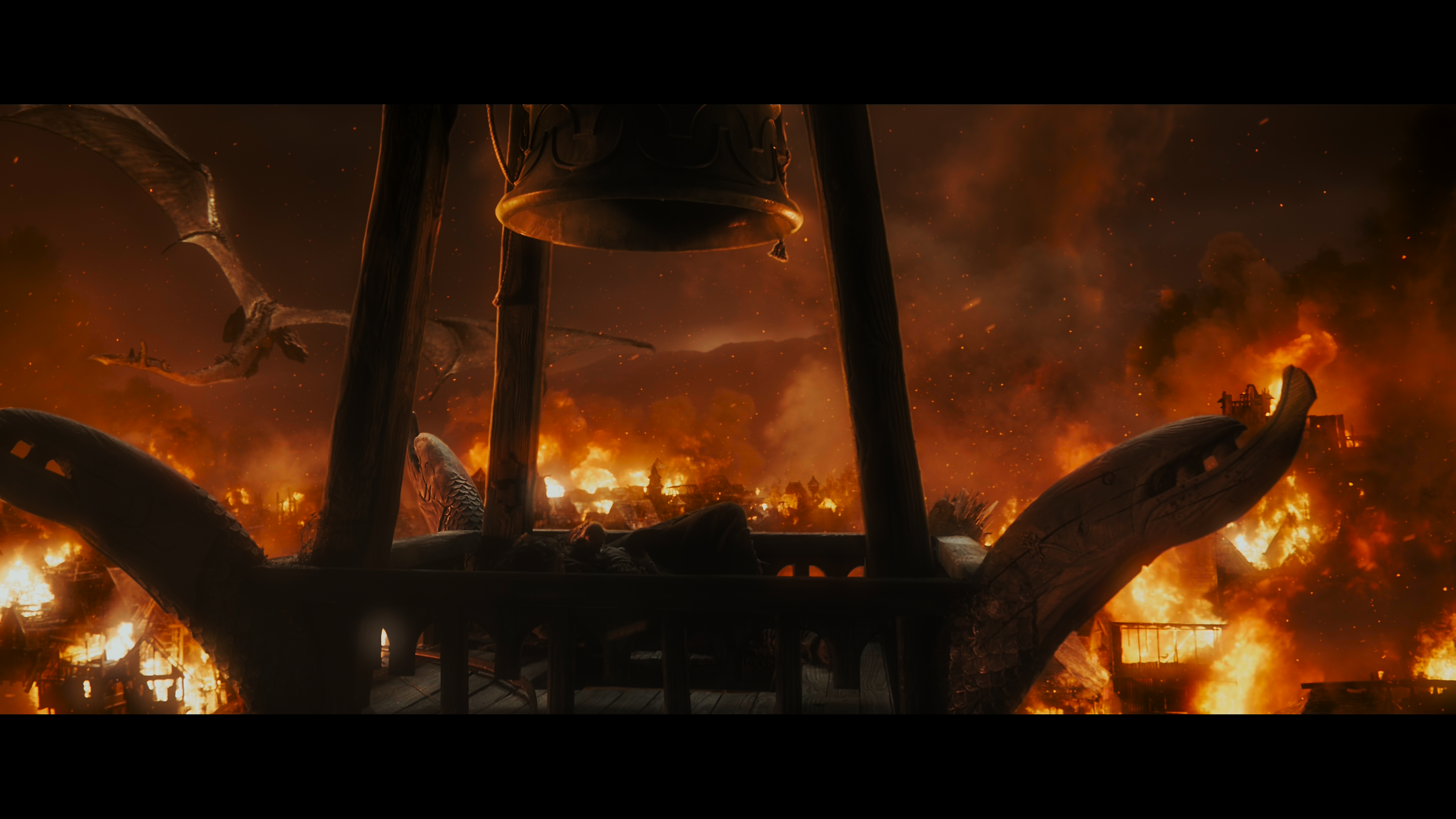 Хоббит Битва пяти воинств.2014.Extended Cut.UHD.Blu-Ray.Remux.2160p.mkv_snapshot_00.08.10.699.png