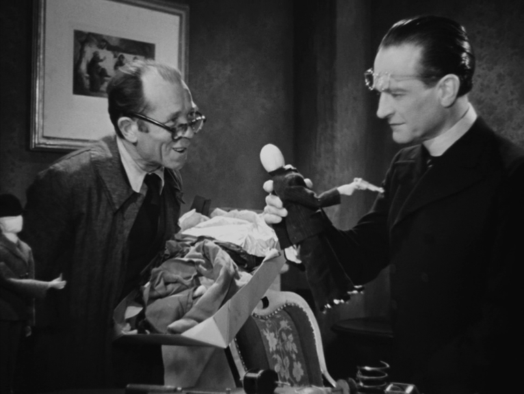 Убийца живёт в доме 21.1942.BDRip AVC msltel.mkv_snapshot_00.30.47.122.jpg