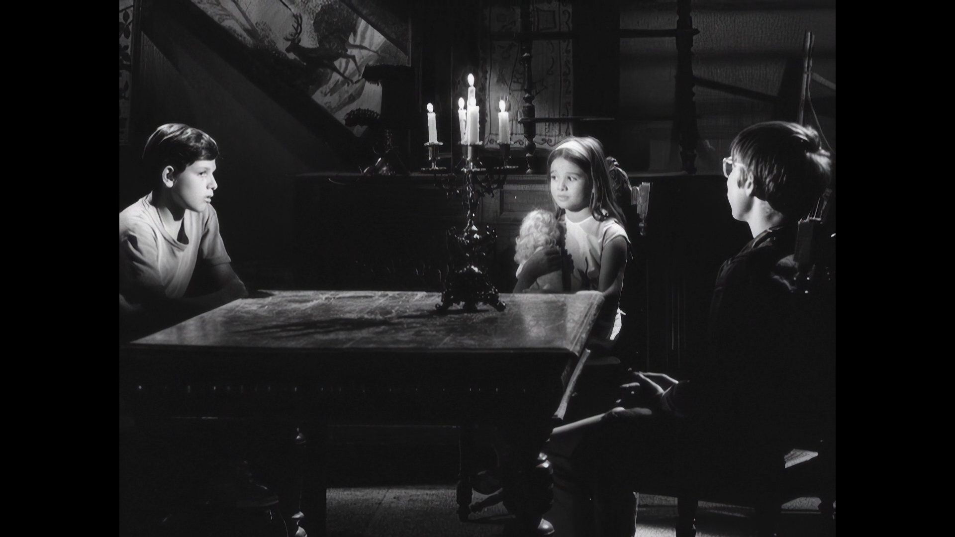 cap_O mikros drapetis (1968).1080p_002639_06.png