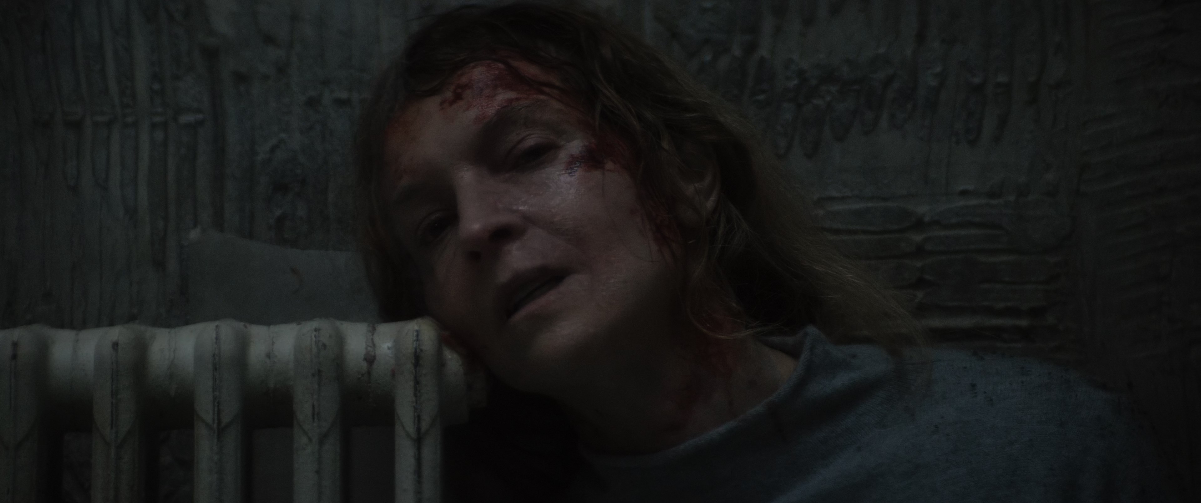 Evil Dead Burn (2026) UHD BDRip 2160p-NVENC 10 bit [HDR].mkv_snapshot_01.24.00.030.jpg