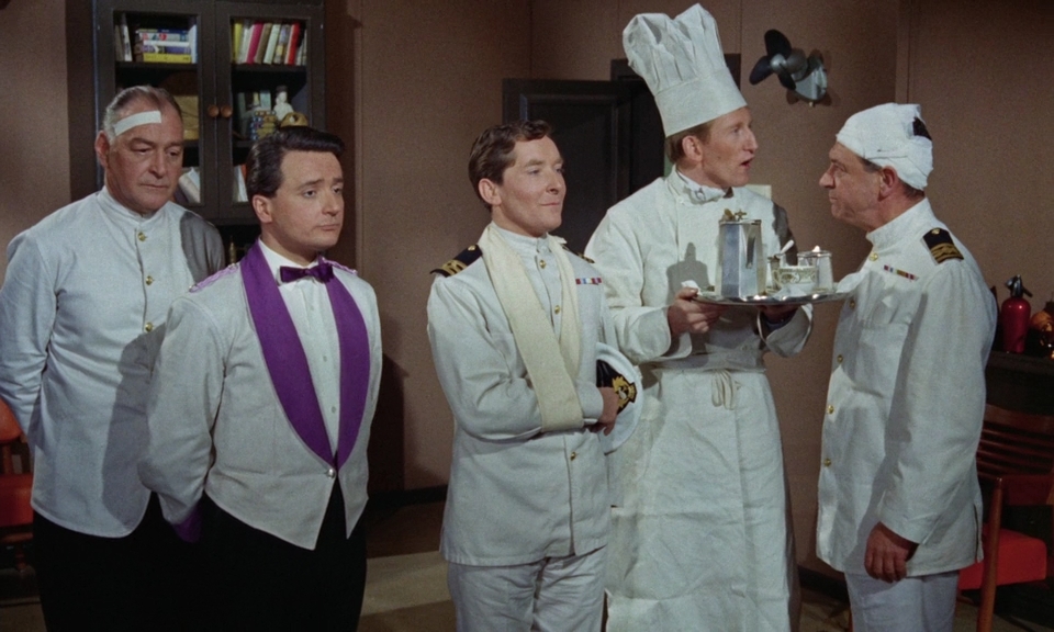 Так держать, продолжаем круиз.1962.BDRip AVC msltel.mkv_snapshot_00.25.06.205.jpg