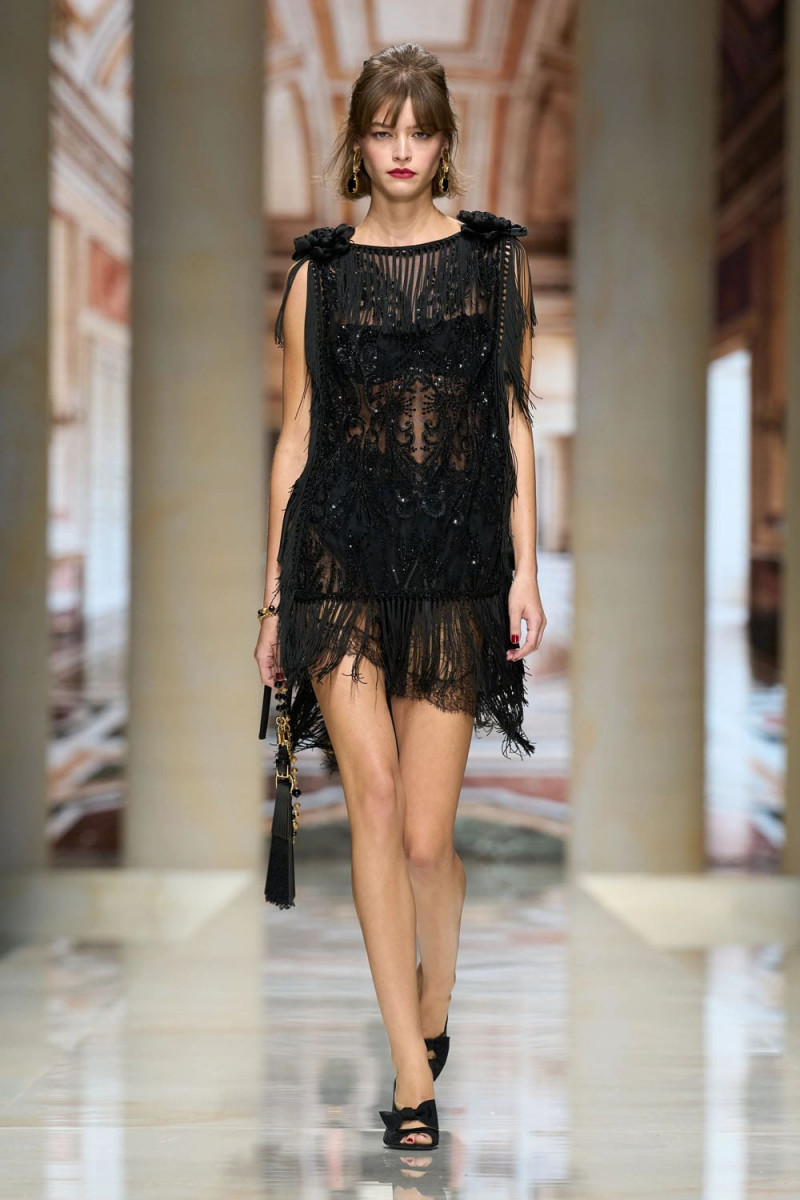Dolce-Gabbana-Spring-Summer-2027-Runway-Magazine-2.jpg