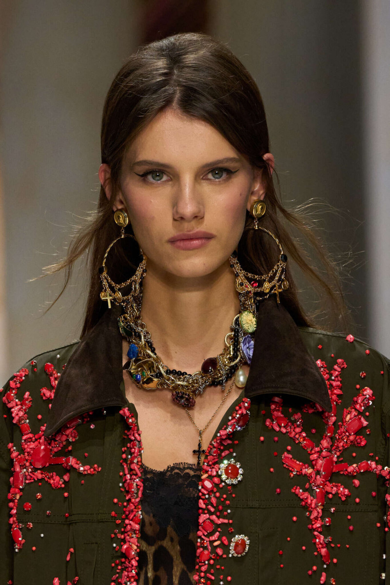 f984e69bd4e5564c5a58096740bc9334_3344.jpg