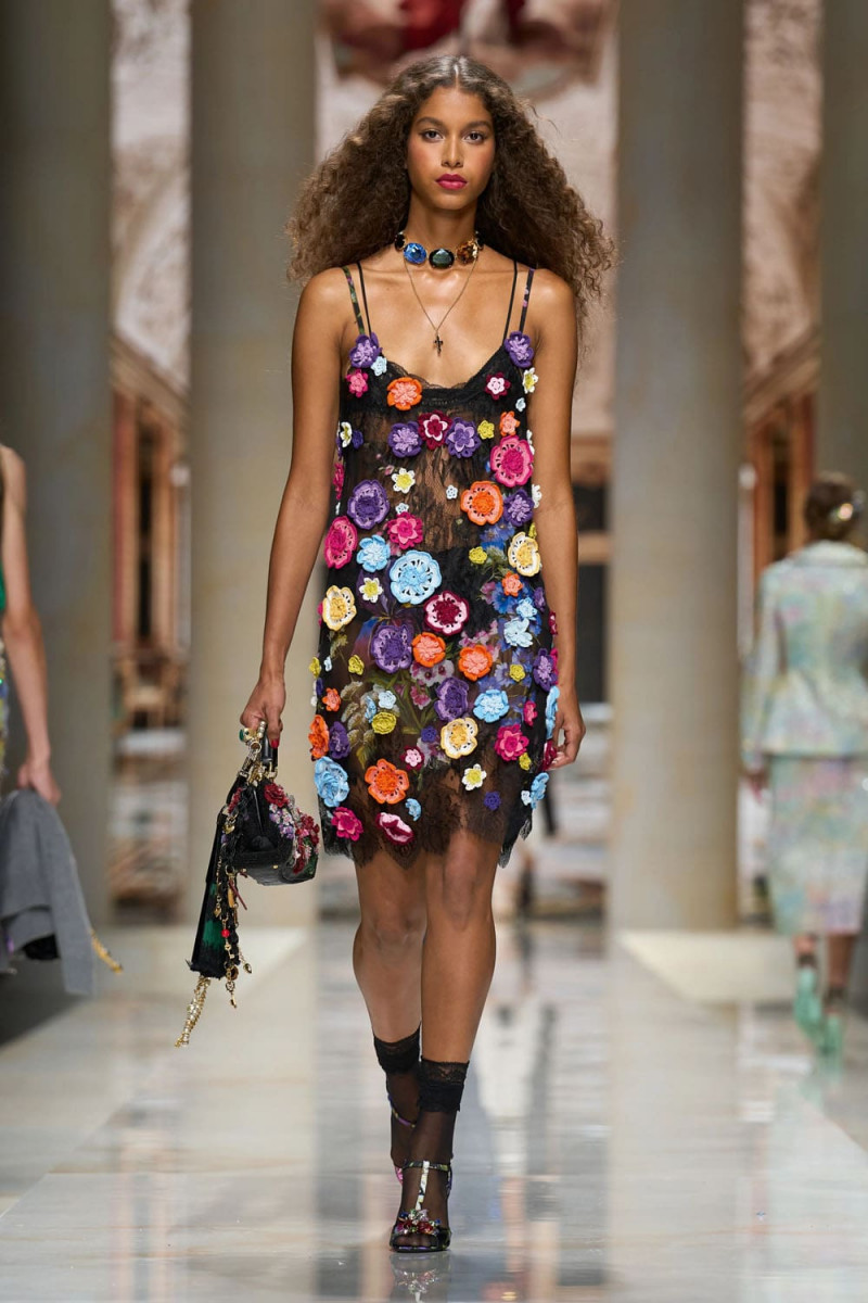 Dolce-Gabbana-Spring-Summer-2027-Runway-Magazine-64.jpg