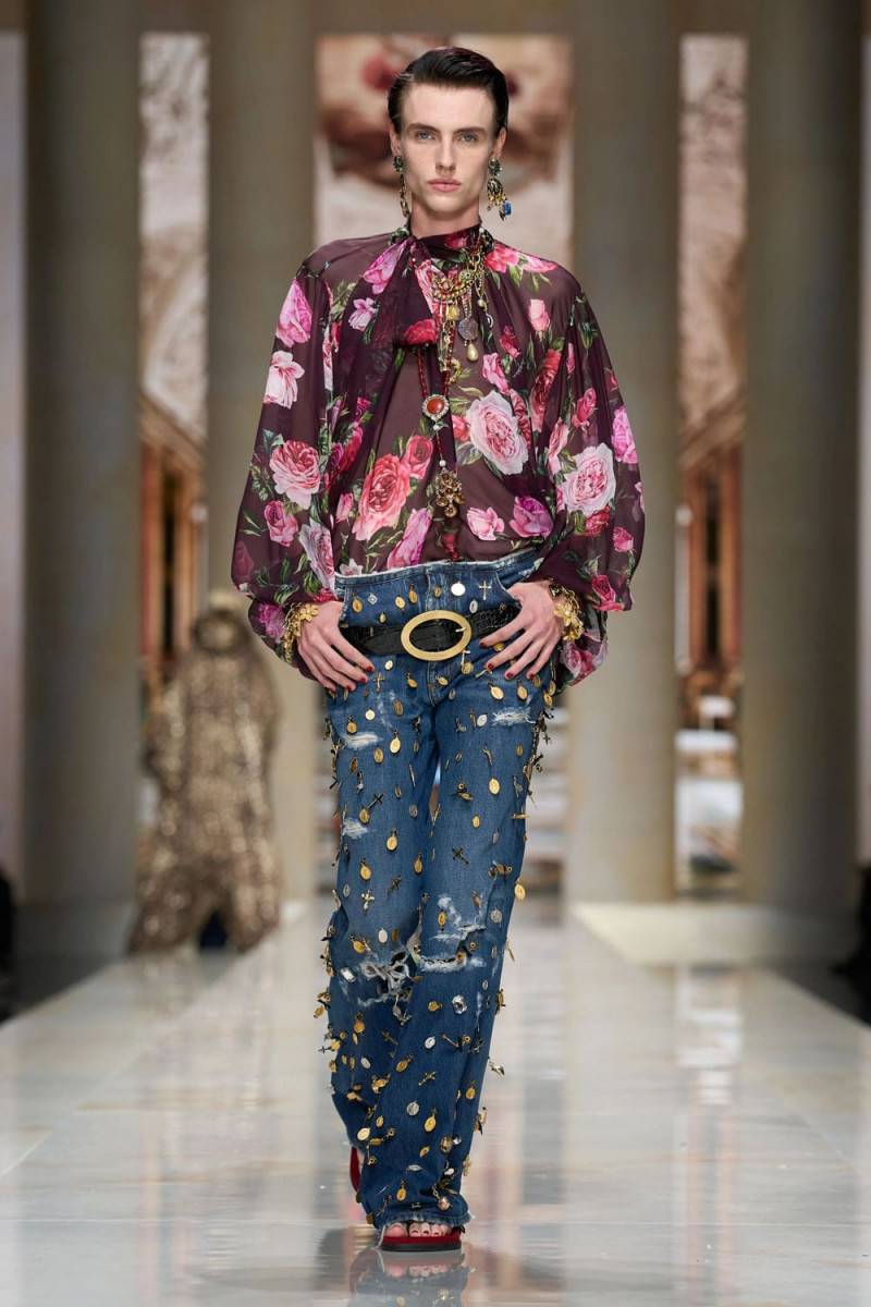Dolce-Gabbana-Spring-Summer-2027-Runway-Magazine-63.jpg