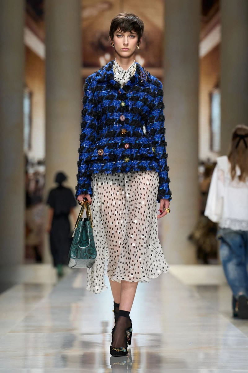 Dolce-Gabbana-Spring-Summer-2027-Runway-Magazine-51.jpg