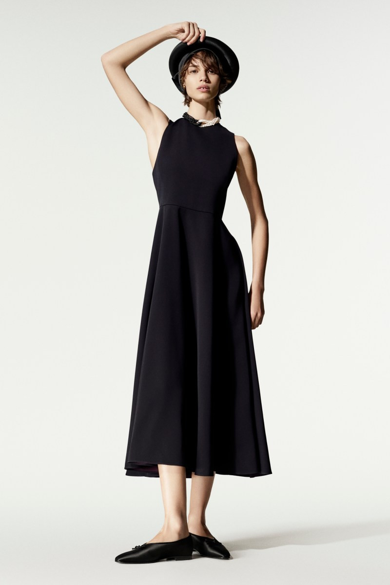 loro-piana-ss27-rtw-mfw-r-ctsy-0041.jpg