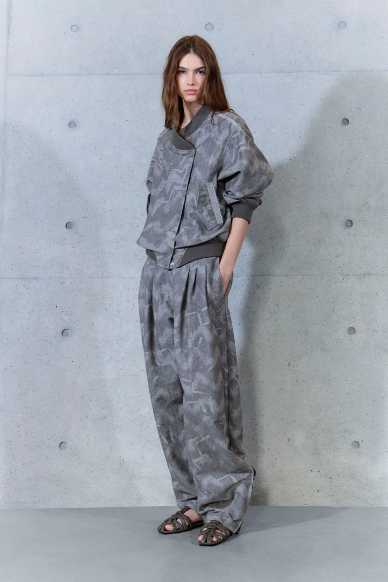 emporio-armani-spring-27-rtw-ctsy-018.jpg