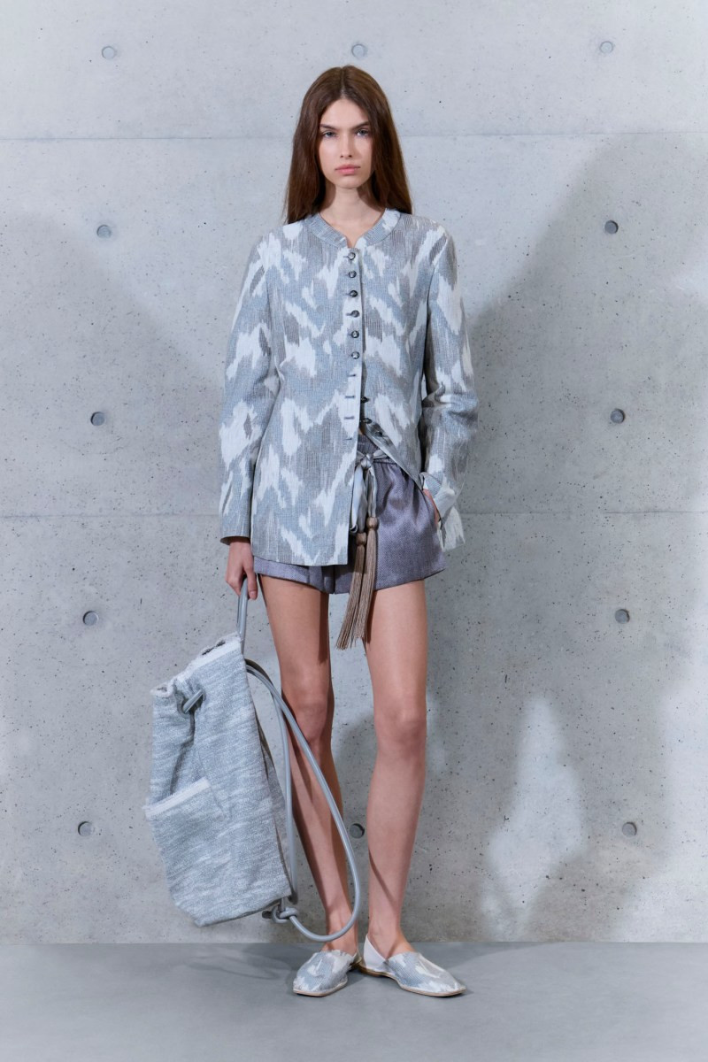 emporio-armani-spring-27-rtw-ctsy-043.jpg