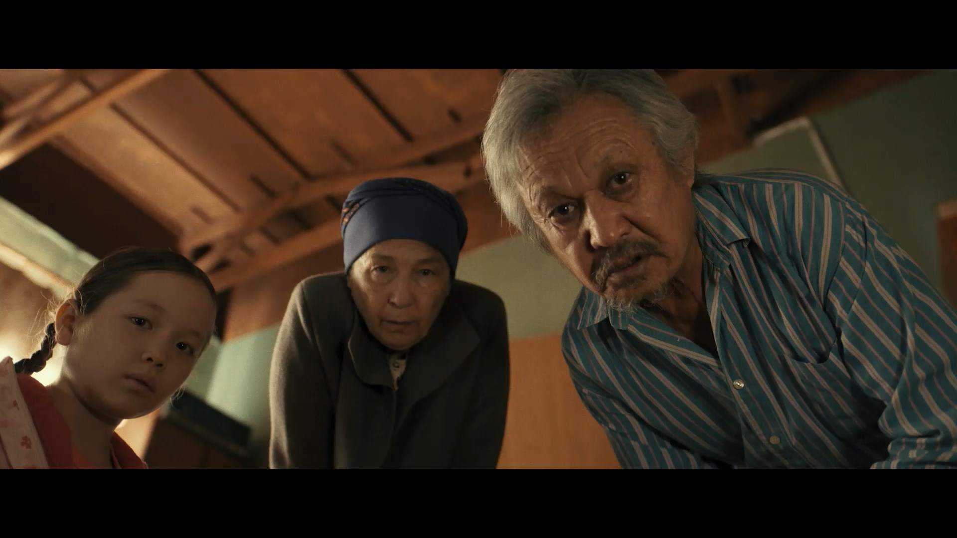 Sasyq_2025.WEBRip.mkv_snapshot_01.02.48.833.jpg