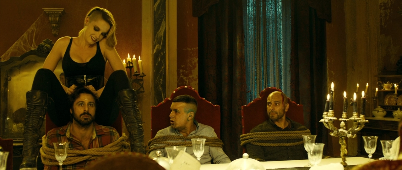 Ведьмы из Сугаррамурди.2013.BDRip 720p msltel.mkv_snapshot_01.00.59.016.jpg
